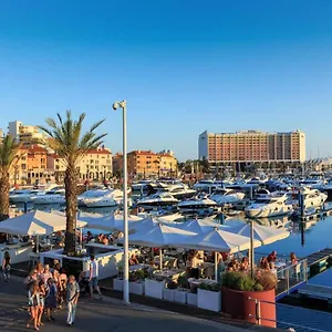 https://aquamar-marina-401-by-vilamourasun.hotelaalgarve.com